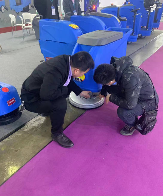 上海小型电动洗地机是否适合用于环卫保洁